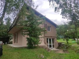 Chata na šírave, cottage in Kaluža
