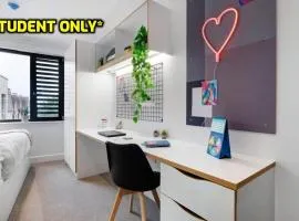 Student Only Zeni Ensuite Rooms, Colchester