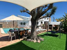 Casa Rural Menorquina Con Piscina y Barbacoa, hotel in Sant Climent