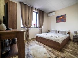 Къща за гости Алекс, hotel v destinaci Karlovo