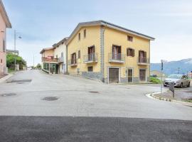 Nice Home In Senerchia With Wifi, hotel a Senerchia