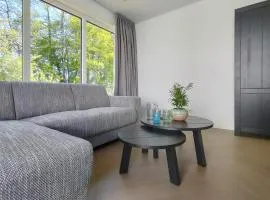 2 Bedroom Gorgeous Home In Heinkenszand