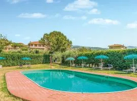 Awesome Apartment In Tuoro Sul Trasimeno With Outdoor Swimming Pool