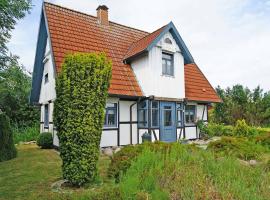 Ferienhaus mit viel Platz in Strandnaehe、ダンプの別荘