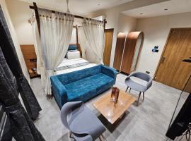 Hotel Nova Palm: Rajkot şehrinde bir otel