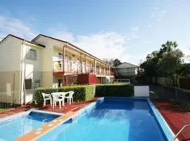 Avondale Motor Inn