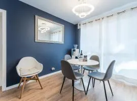 GuestReady - Shades of Blue with Balcony