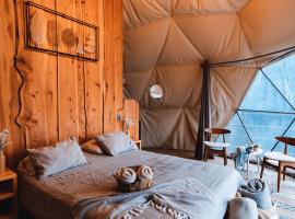 Green Noise Glamping, luxury tent in Fraijanes