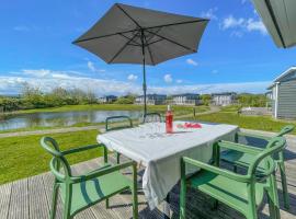 Pet Friendly Home In Lauwersoog, hotel v destinaci Lauwersoog