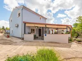 Pet Friendly Home In Banjevci With Wifi