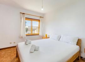 GuestReady - Exclusive Retreat in Lavra, hótel með bílastæði í Lavra