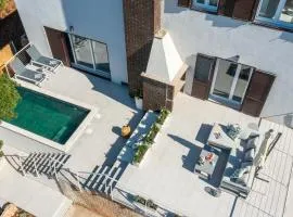 Luxury Villa Mila for 8 Persons, Free Parking, 800 m from center of Supetar