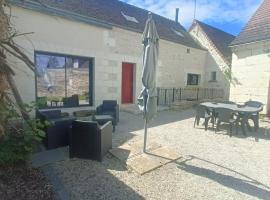 Belle Maison tourangelle pour 6 personnes, guest house in Chambourg-sur-Indre
