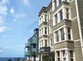 Reef Lodge, hotel a Newquay