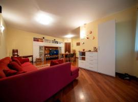 Milo Apartments - Hydro-massage - Sassuolo - Maranello, khách sạn ở Casalgrande