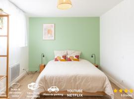 Le Noyer - appartement moderne & accessible, hotel v destinácii Montaigu-Vendée