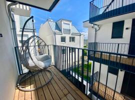 Modern Apartment with Balcony & Free Parking - Nearby Metro, hotel a Vienna