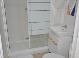 Chambres d'hôtes les 2 ponts, hotel v destinaci Aixe-sur-Vienne