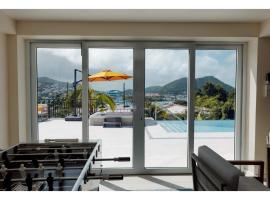 Oasis with Pool Hot Tub & Sauna, cottage in Rodney Bay Village