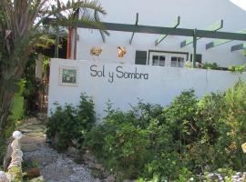 Sol Y Sombra, hotel in Bettyʼs Bay