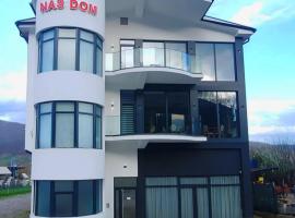 Naš Dom Hotel: Bijelo Polje şehrinde bir otel