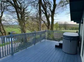 Golygfa - One Bedroom Wooden Lodge and Hot tub
