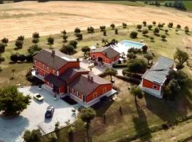 Agriturismo il maniero，安科納的飯店