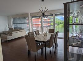 4,5 room apartment with lake view – apartament w mieście Oberägeri