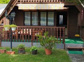 Balatonmáriafürdő Szabó apartman, hotel v destinaci Balatonmáriafürdő