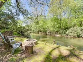Pet-Friendly Ellijay Vacation Rental with Hot Tub!