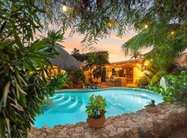 Villa Laurence Aruban Oasis Footsteps To Ocean, cabaña o casa de campo en Savaneta