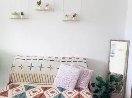 Cozy Central Apartment - Swieqi