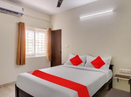 OYO Hotel Friends، فندق مع موقف سيارات في بانغالور