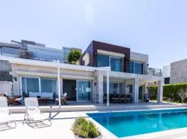 Charming Villa With Sea View In Bodrum