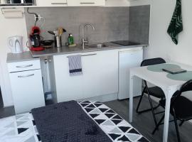 Studio Le Fournadet, appartement à Dax