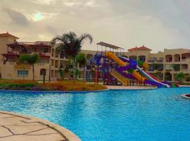pharma beach resort x rent قرية الصيادلة بلطيم, hotell i Al Ḩammād