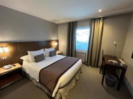 Hotel Martín Gusinde, hótel í Puerto Natales