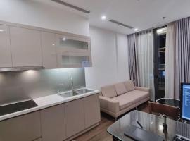 Vinhomes Riverside Symphony Apartment, hotel with parking in Hanoi