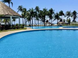 Puerta al Sol Acapulco, hotel a Barra Vieja