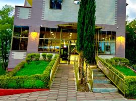 Viesnīca HOTEL PARADISE RIONEGRO pilsētā Rionegro