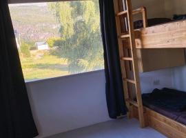 Hostel Verde Mondo: El Bolsón'da bir otel