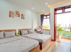 Tân Hoà Homestay Da Nang、ダナンにあるダナン国際空港 - DADの周辺ホテル
