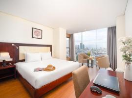 Gemma Hotel & Apartment Near Dragon Bridge, hotel in Da Nang