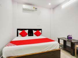 OYO Stay Happy, hotel em Pedda Ambarpet