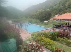 Maruti Paradise Resort, country house in Udaipur