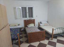 Beachfront Villa 3bedrooms+3bathrooms, hotel in El Alamein