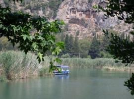 Onder Pansiyon, hotel em Dalyan