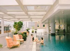 PARKROYAL Suites Bangkok