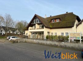 Ferienwohnung Weitblick mit Logia, hotel in Lobbe