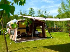 Woodstock, camping in Ewijk